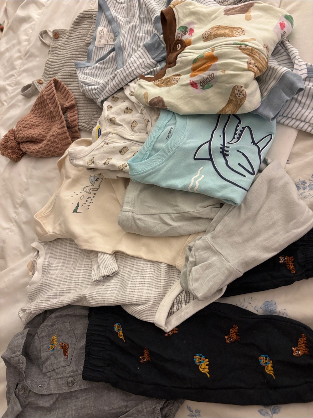 Baby Clothing Bundle Sz 3-6, 6-9, 12 months Burt’s Bees, Little Planet, Carter’s